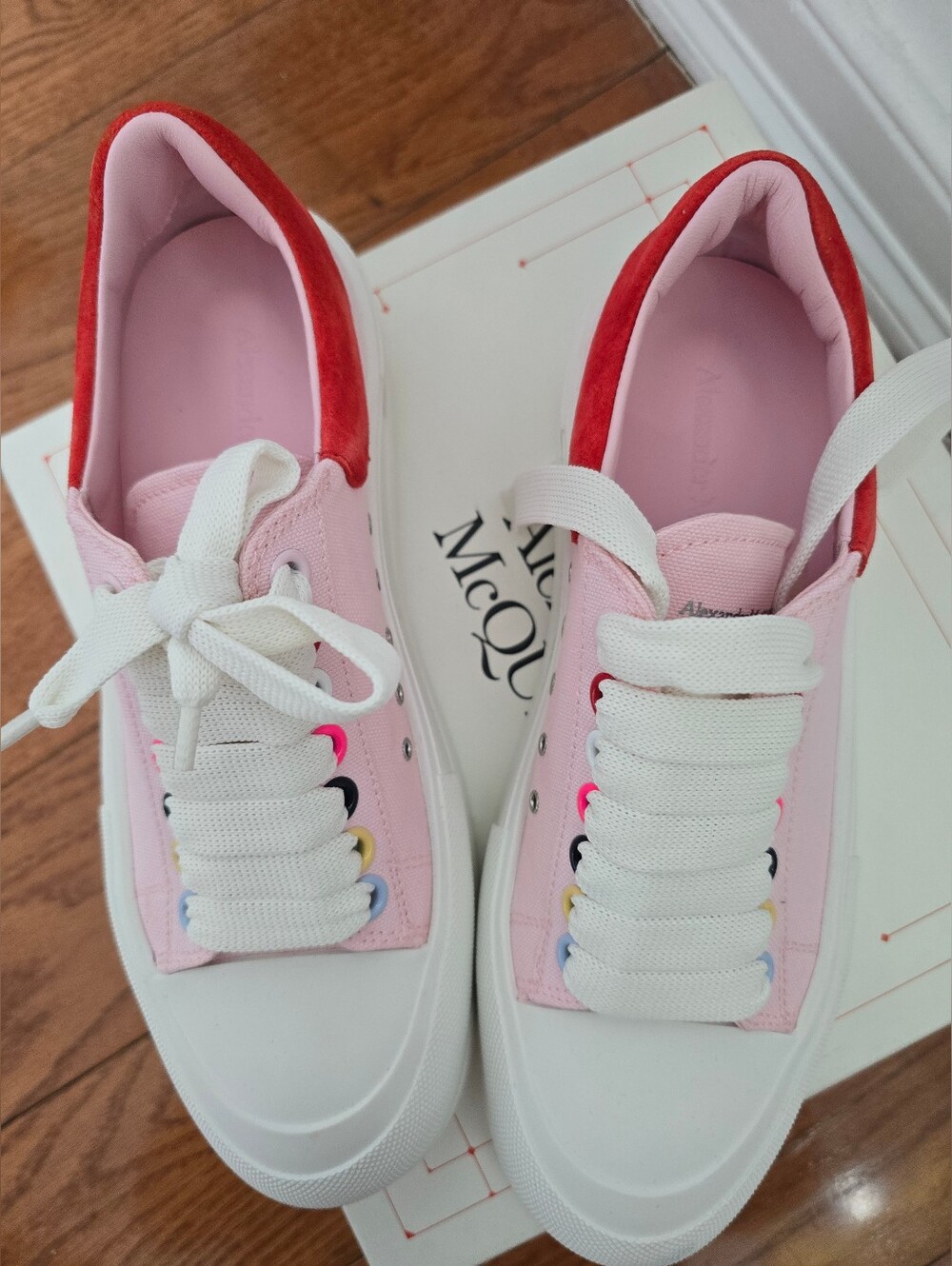 Alexander Mqueen  Pink Lace-Up Platform Sneakers with Red Heel Accent